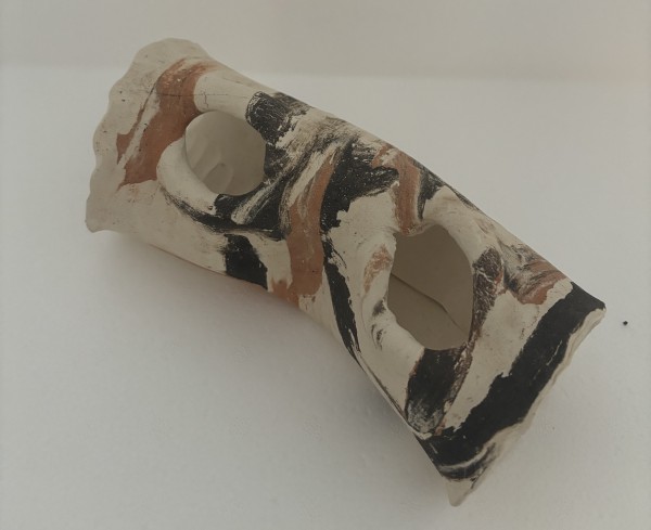 Tonhöhle in Baumform mittel camouflage